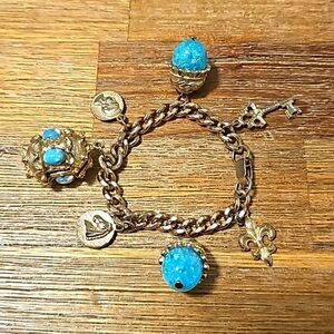 Vintage Bracelet Lucite And Confetti Glitter Glass Chunky Teal Blue Charm 1960s